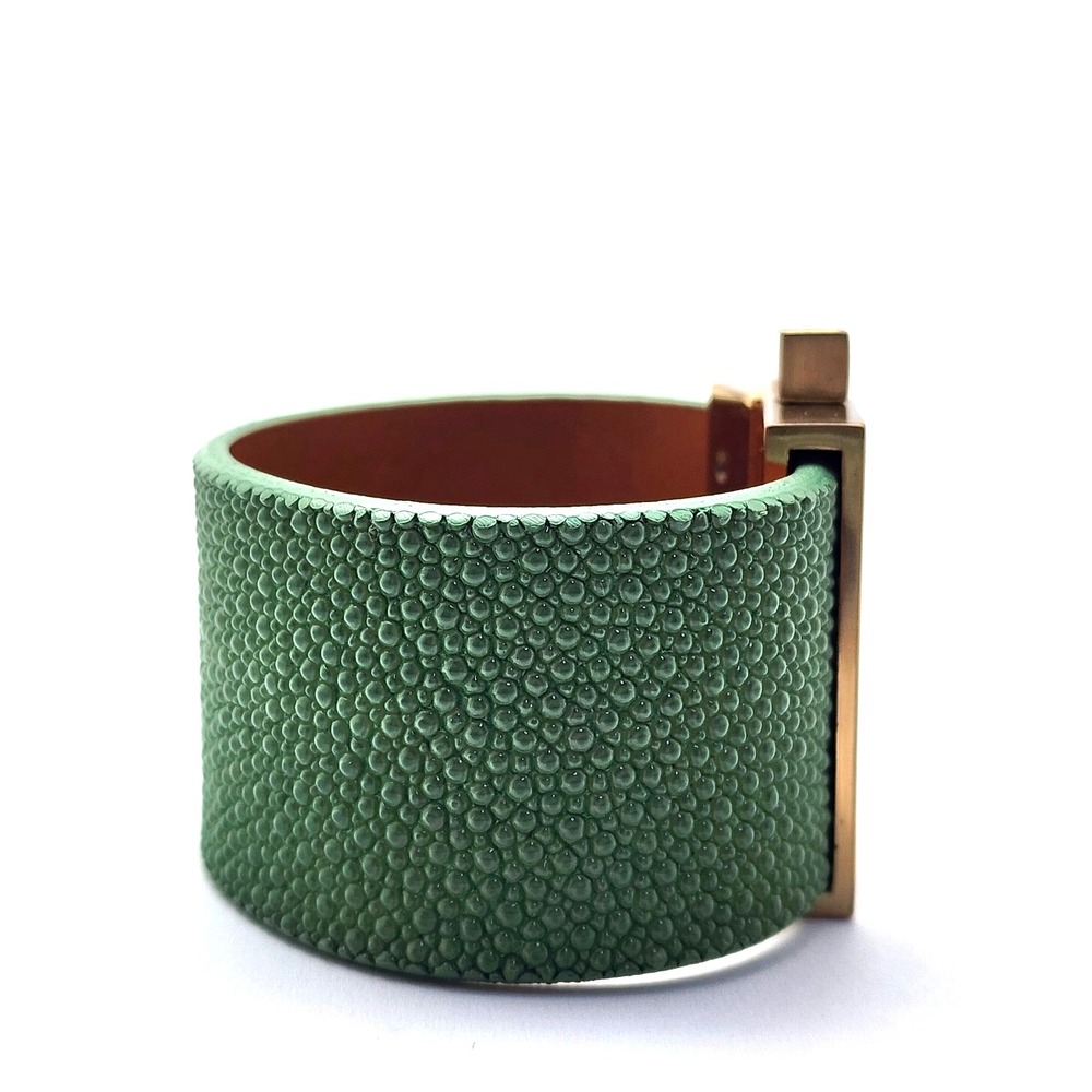 Leighelena Wide Jigsaw Cuff Bracelets—Genuine Stingray Avocado Green - Picture 3 of 16